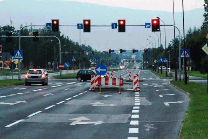 biezace-remonty-ulic-trwaja-sa-utrudnienia-foto-53036