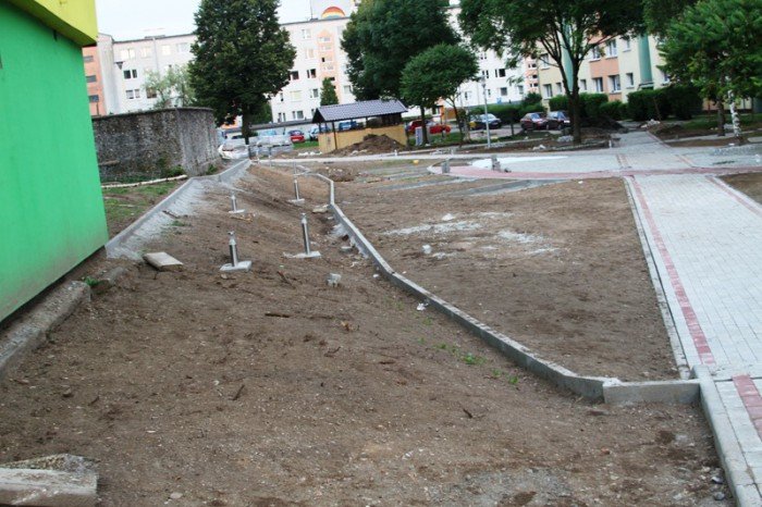 powstaje-plac-rekreacyjny-przy-karowicza-foto-53048