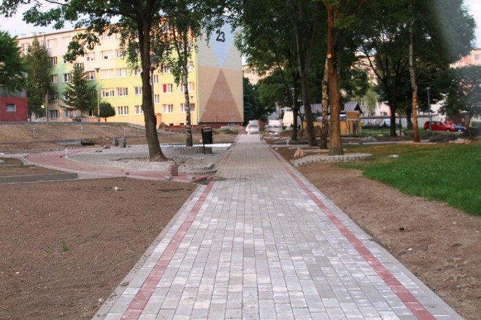 powstaje-plac-rekreacyjny-przy-karowicza-foto-53048