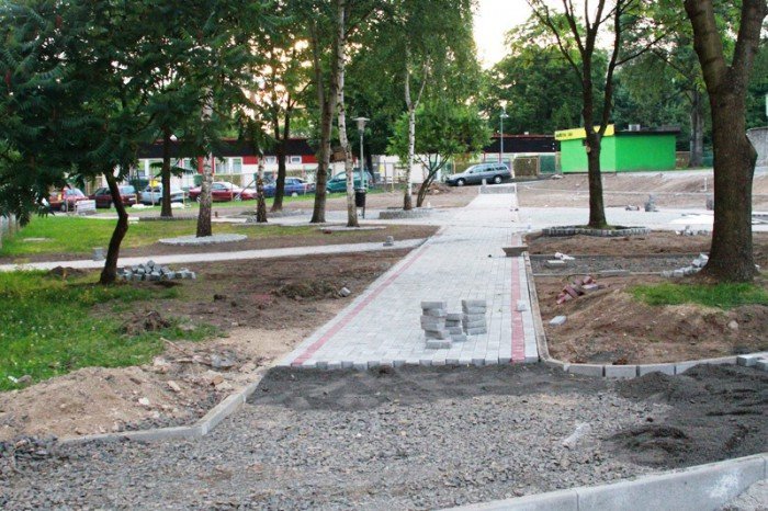 powstaje-plac-rekreacyjny-przy-karowicza-foto-53048