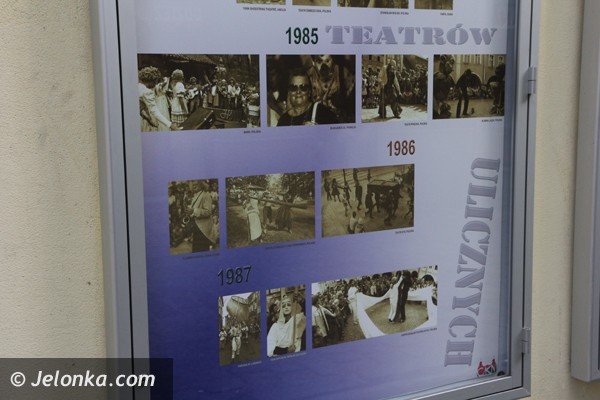 historia-festiwalu-teatrow-ulicznych-w-galerii-mrocznej-foto-53073