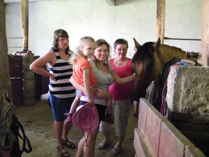 po-festynie-rodzinnym-w-starej-kamienicy-foto-53077