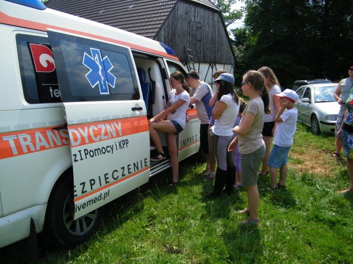 po-festynie-rodzinnym-w-starej-kamienicy-foto-53077