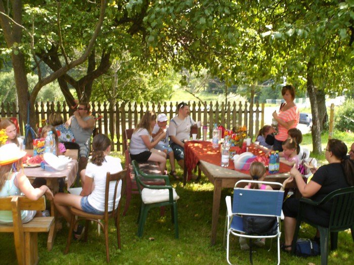 po-festynie-rodzinnym-w-starej-kamienicy-foto-53077