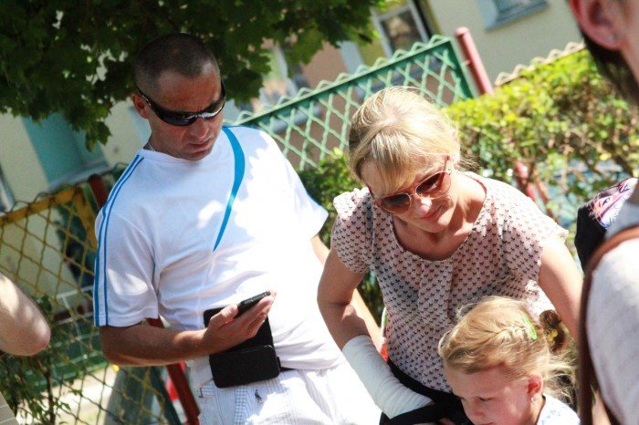 przedszkolaki-z-trzynastki-zasadziy-drzewka-pamieci-foto-53086