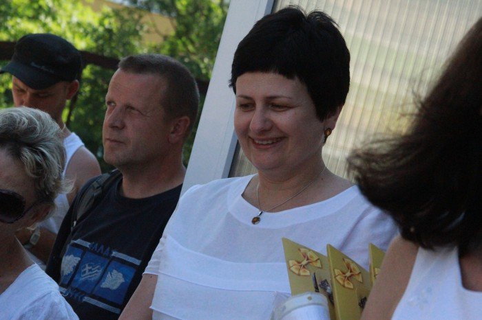 przedszkolaki-z-trzynastki-zasadziy-drzewka-pamieci-foto-53086