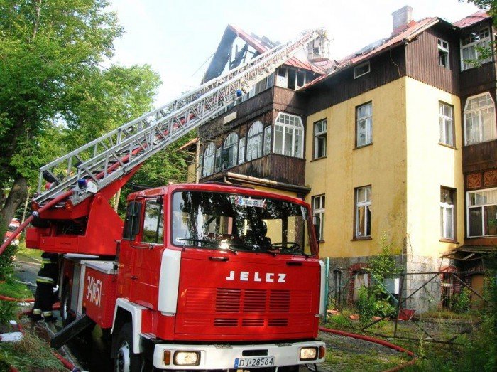 pozar-byego-hotelu-w-karpaczu-foto-53146