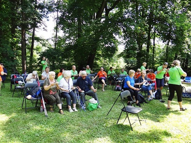 park-w-bukowcu-zdobyty-podczas-spaceru-z-kijkami-foto-53151