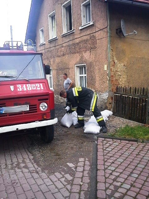 ulewa-narobia-szkod-foto-53157