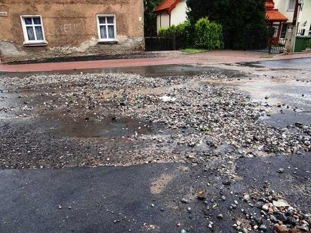 ulewa-narobia-szkod-foto-53157
