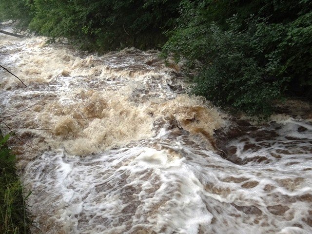 ulewa-narobia-szkod-foto-53157