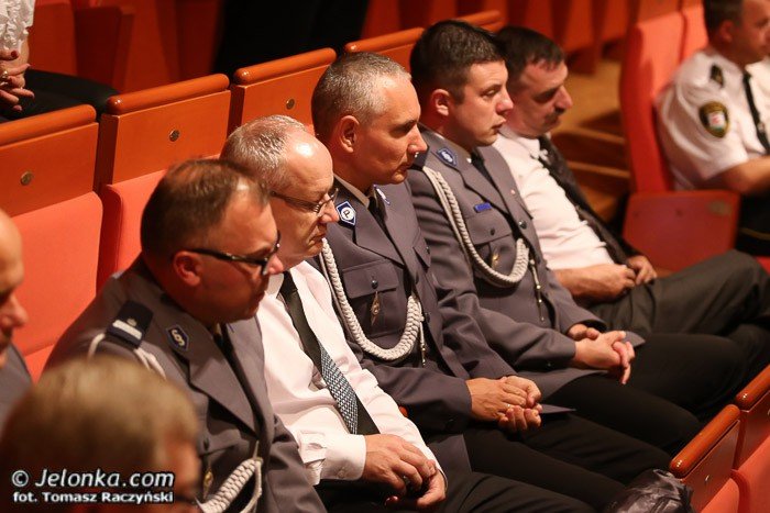 jeleniogorscy-policjanci-obchodzili-swoje-swieto-foto-53177