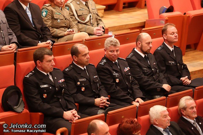 jeleniogorscy-policjanci-obchodzili-swoje-swieto-foto-53177