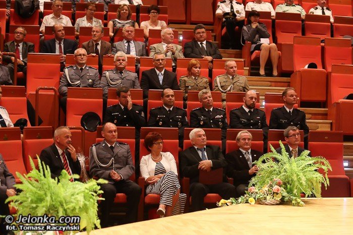 jeleniogorscy-policjanci-obchodzili-swoje-swieto-foto-53177