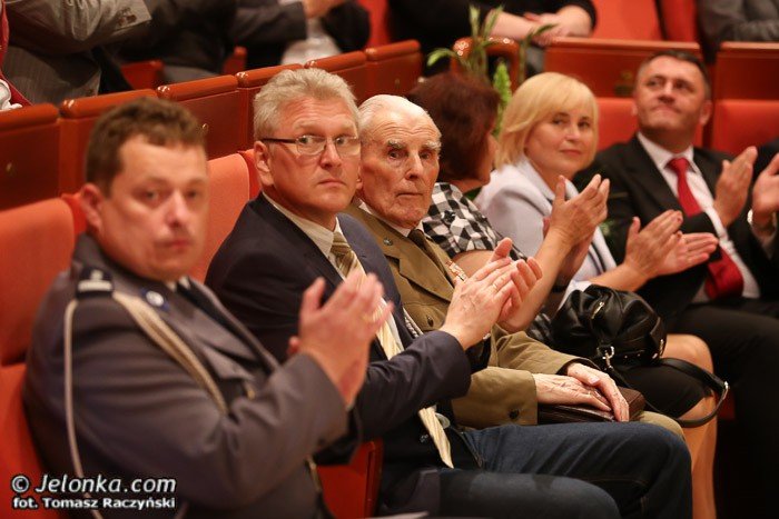 jeleniogorscy-policjanci-obchodzili-swoje-swieto-foto-53177