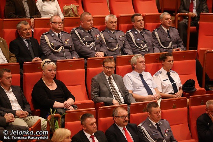 jeleniogorscy-policjanci-obchodzili-swoje-swieto-foto-53177