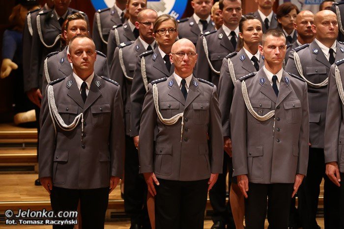 jeleniogorscy-policjanci-obchodzili-swoje-swieto-foto-53177