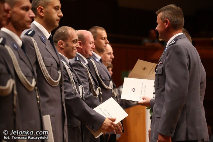 jeleniogorscy-policjanci-obchodzili-swoje-swieto-foto-53177