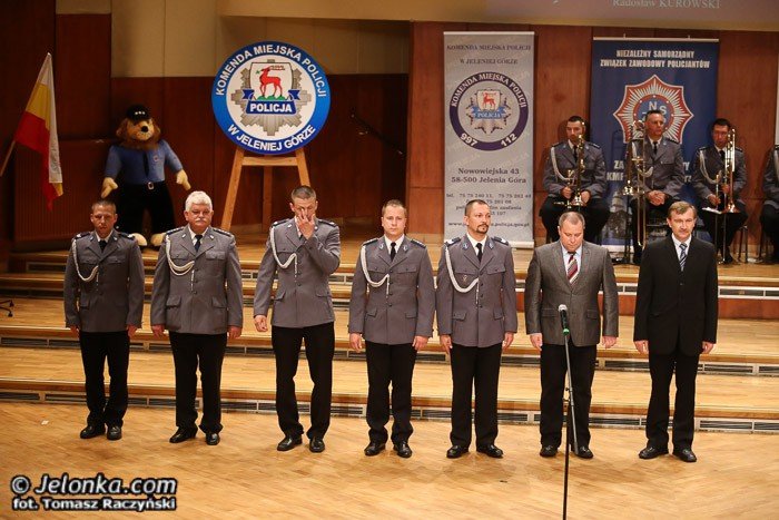 jeleniogorscy-policjanci-obchodzili-swoje-swieto-foto-53177