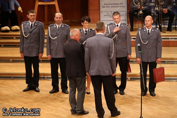 jeleniogorscy-policjanci-obchodzili-swoje-swieto-foto-53177