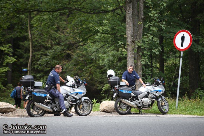 wielka-parada-motocykli-na-ulicach-karpacza-foto-53211