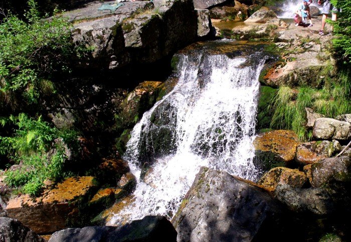 to-warto-zobaczyc-jodowa-dolina-i-jej-wodospady-foto-53213