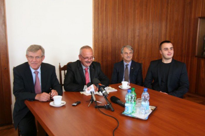 prezydent-zadowolony-z-wynikow-rankingu-wspolnoty-foto-53262