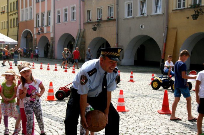 o-bezpieczenstwie-poprzez-swietna-zabawe-foto-53288