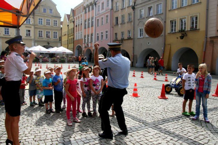 o-bezpieczenstwie-poprzez-swietna-zabawe-foto-53288