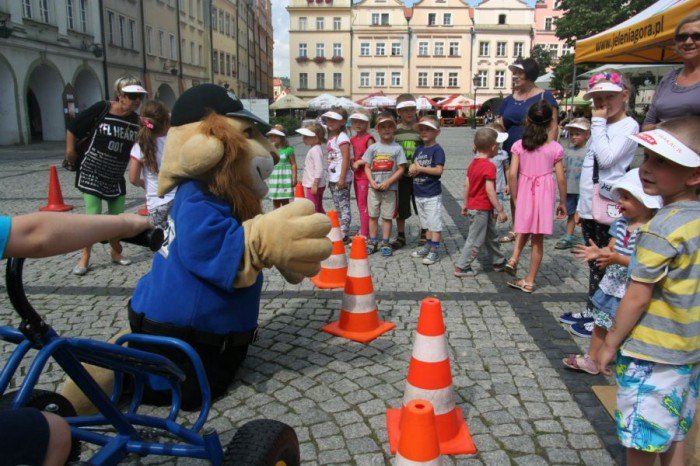 o-bezpieczenstwie-poprzez-swietna-zabawe-foto-53288