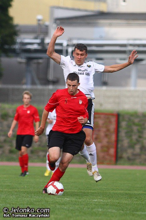 kontrowersyjny-karny-na-wage-trzech-punktow-foto-53290
