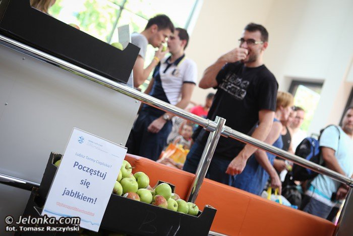 wodny-aerobik-i-jabka-w-termach-cieplickich-foto-53295