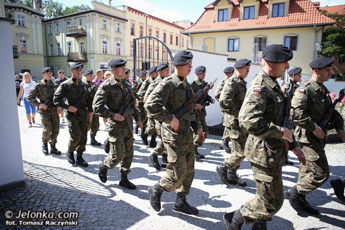 swieto-wojska-polskiego-takze-w-jeleniej-gorze-foto-53367