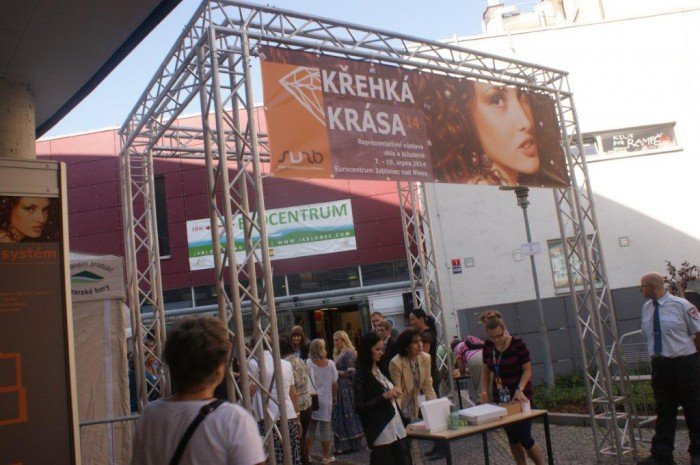 wystawa-kruchego-piekna-z-udziaem-starostwa-foto-53380