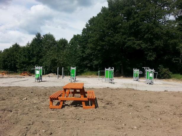 rewitalizacja-terenu-po-byym-basenie-w-janowicach-wielkich-foto-53419