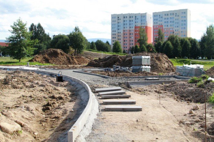 trwaja-prace-na-budowie-nowego-centrum-na-zabobrzu-foto-53447