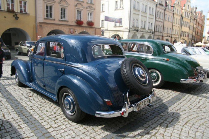 jeleniogorzanie-podziwiali-stare-mercedesy-foto-53462