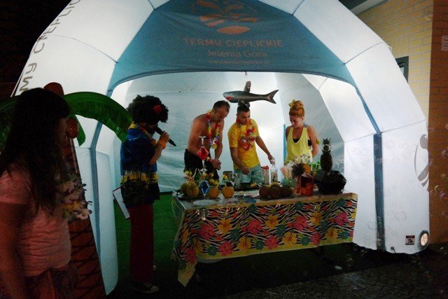 po-imprezie-hawajskiej-w-termach-cieplickich-foto-53489