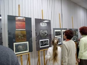 edward-kiczak-wystawa-retrospektywna-w-galerii-promocje-5350