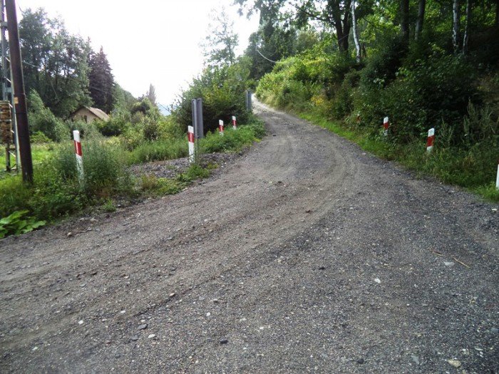 czytelnik-droga-na-osiedlu-klimczoka-dla-wybranych-foto-53501