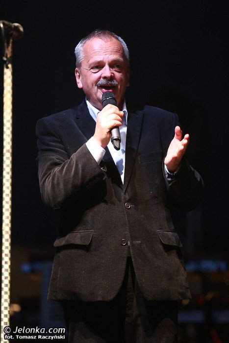 wrzesien-jeleniogorski-ruszy-na-lotnisku-foto-53569