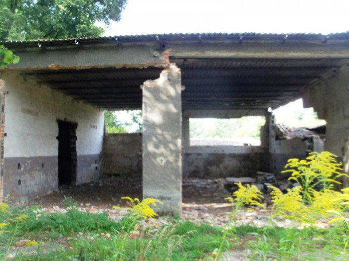 czytelnicy-dawny-pgr-sie-wali-jest-zagrozeniem-foto-53607