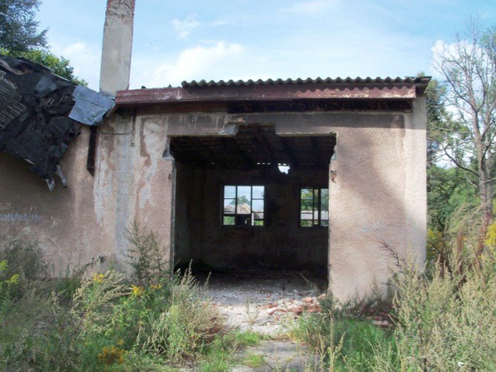 czytelnicy-dawny-pgr-sie-wali-jest-zagrozeniem-foto-53607