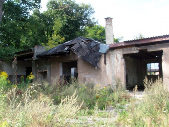 czytelnicy-dawny-pgr-sie-wali-jest-zagrozeniem-foto-53607