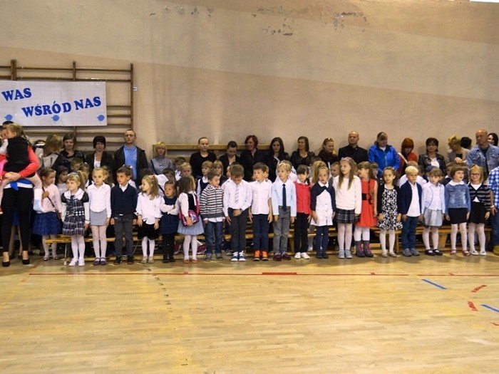 w-sobieszowie-uczniowie-wrocili-do-odnowionej-szkoy-foto-53614