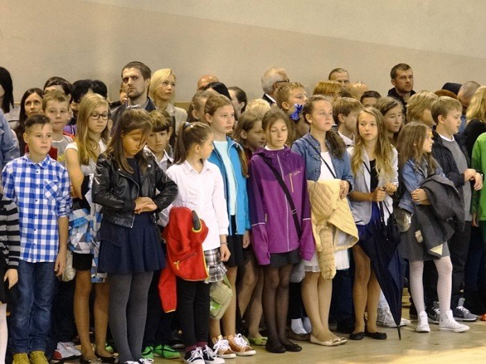 w-sobieszowie-uczniowie-wrocili-do-odnowionej-szkoy-foto-53614