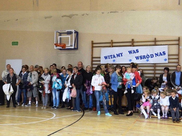 w-sobieszowie-uczniowie-wrocili-do-odnowionej-szkoy-foto-53614