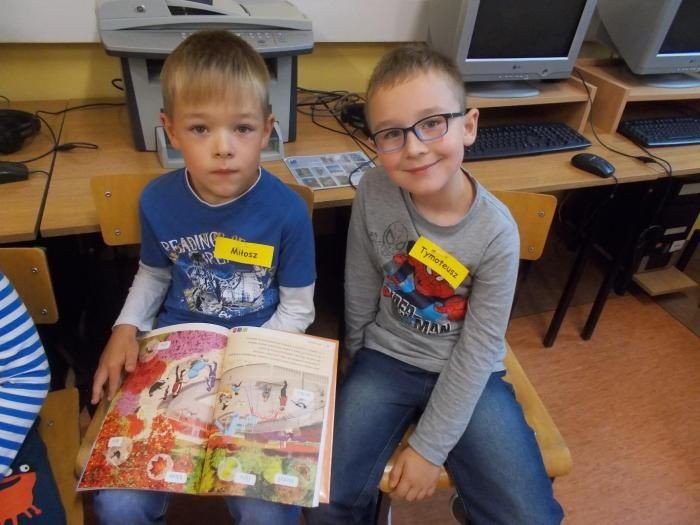nasz-elementarz-juz-w-rekach-pierwszakow-w-sp7-foto-53623