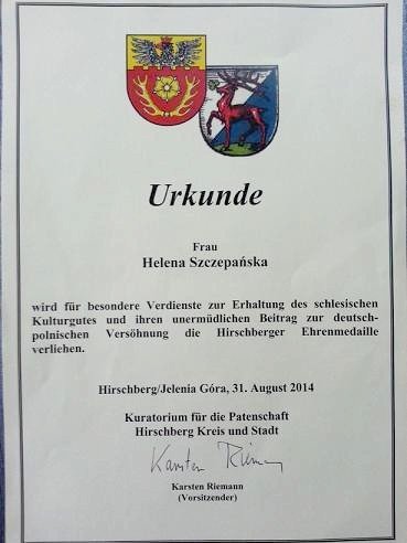 miosniczka-trzcinska-z-medalem-foto-53638
