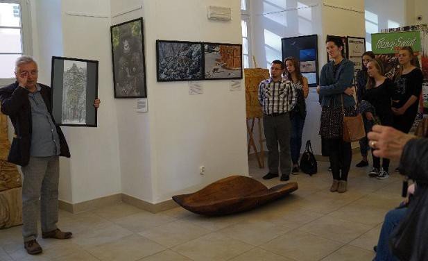 dziko-w-muzeum-przyrodniczym-foto-53644